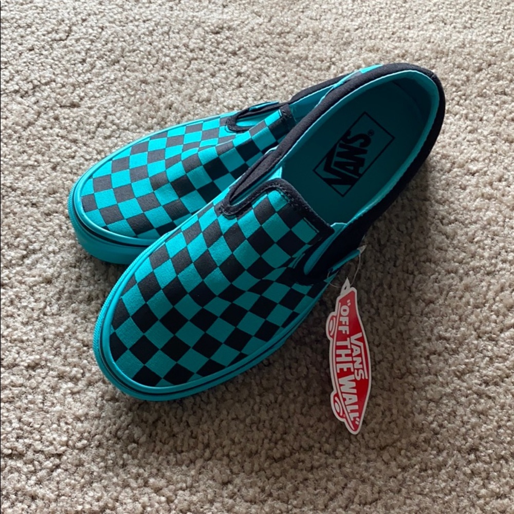 Women’s Checkered Vans